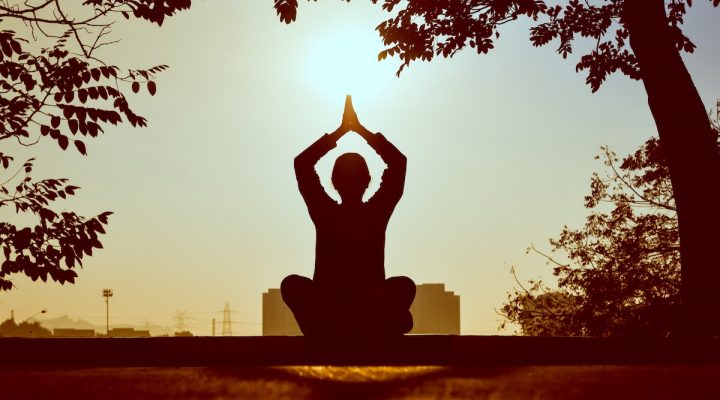Lær at meditere på 12 minutter .